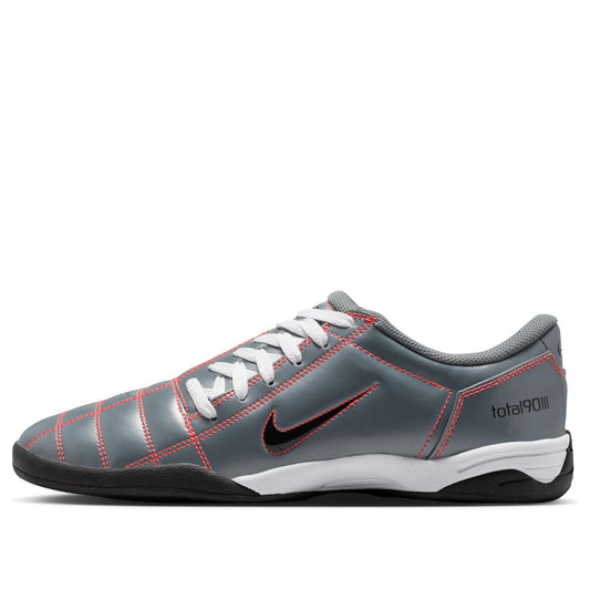 Nike Total 90 3 
Smoke Grey Bright Crimson