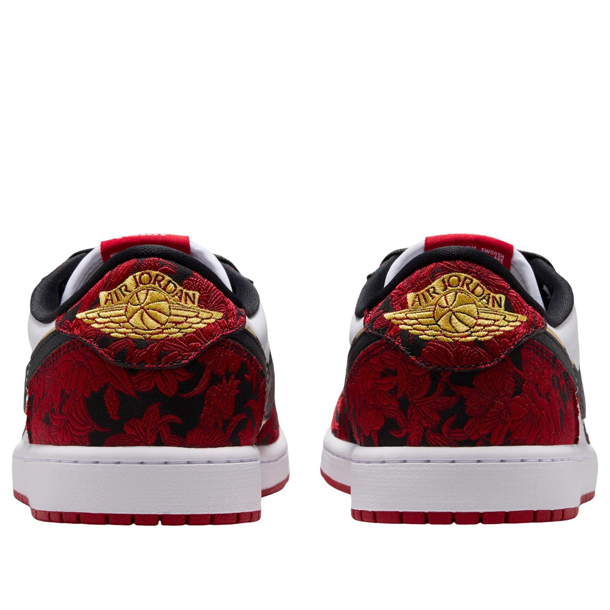 Jordan 1 Retro Low OG 
Last Dance At The Garden