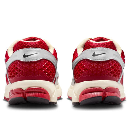 Nike Zoom Vomero 5 
Gym Red Chrome