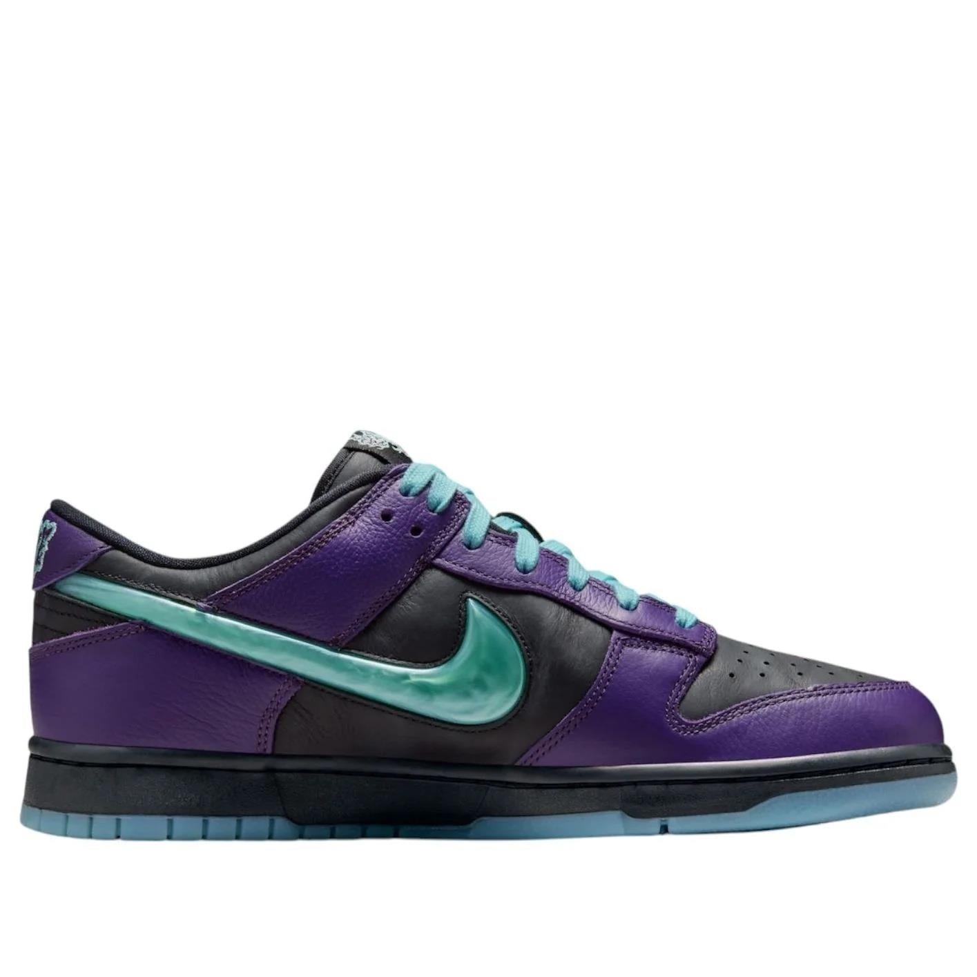 Nike Dunk Low LTD Wizard