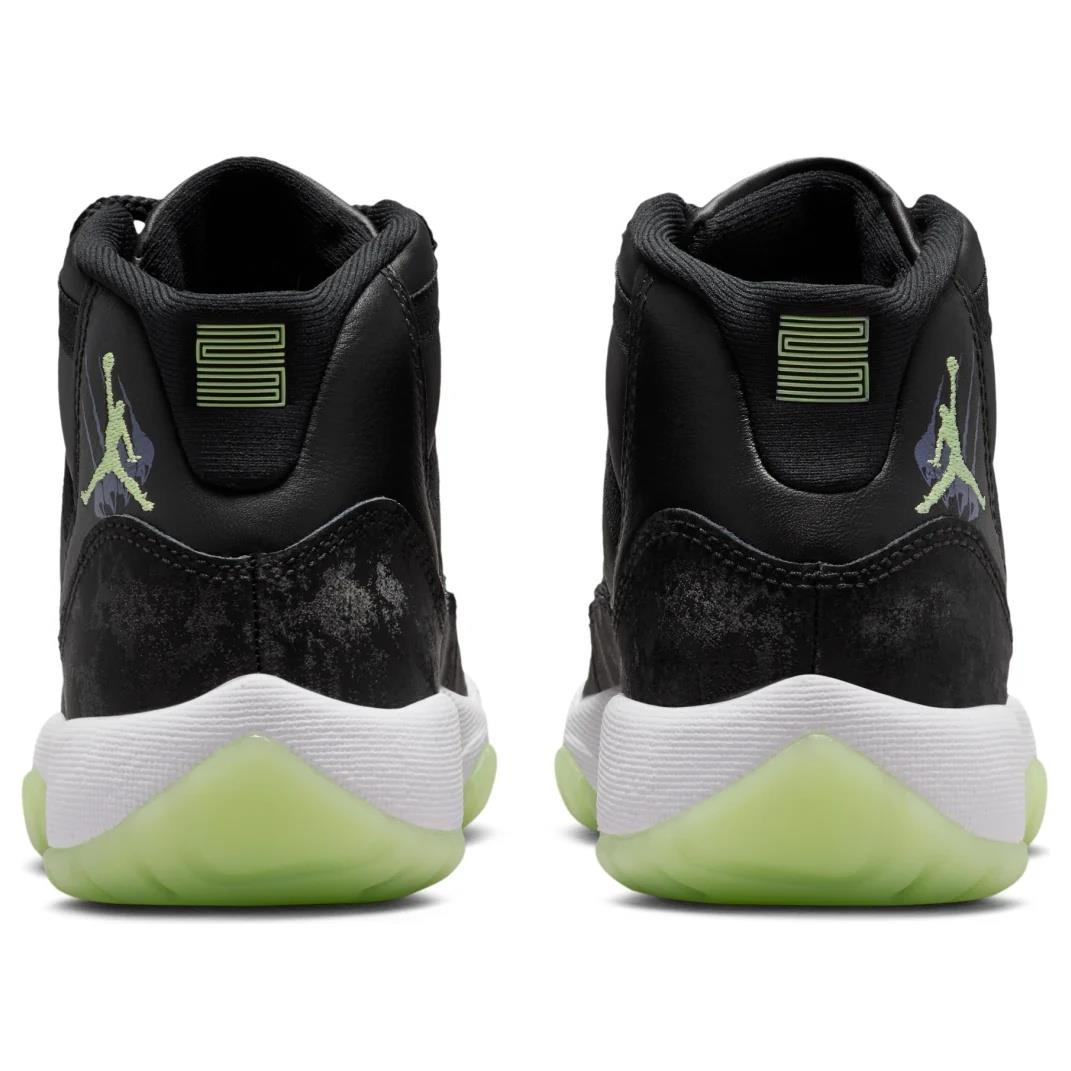Jordan 11 Retro 
Black Barely Volt (GS)