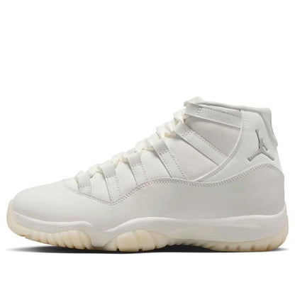 Jordan 11 Retro Pearl (Women's)