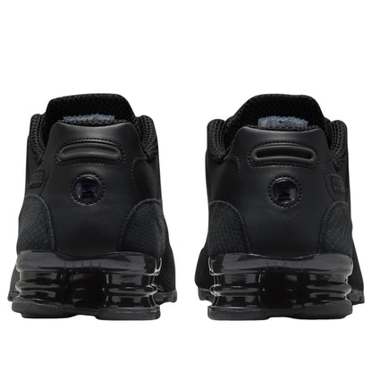 Nike Shox NZ 
Triple Black