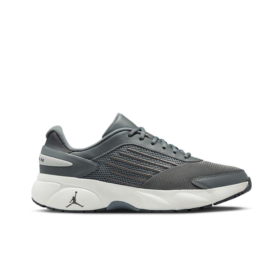 Jordan Trunner Flow 
Smoke Grey Iron Grey