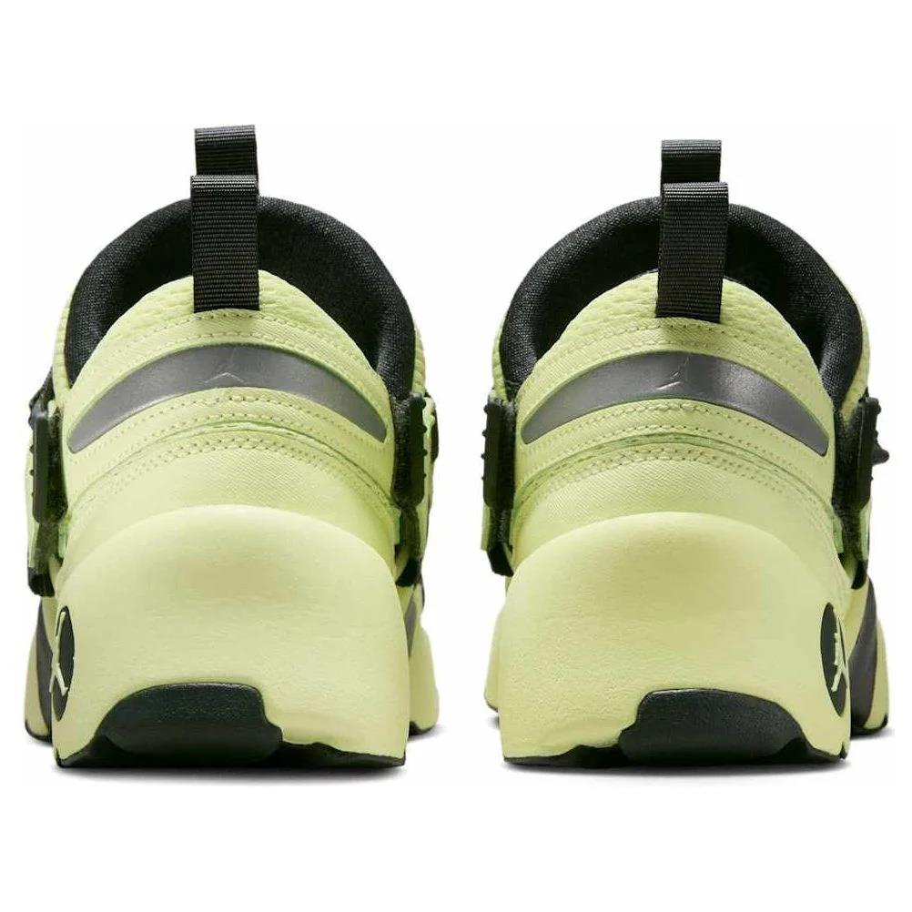 Jordan Trunner LX Luminous Green (Women's) HQ2164-302