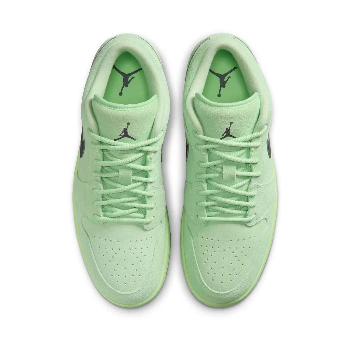 Jordan 1 Low SE 
Lime Blast