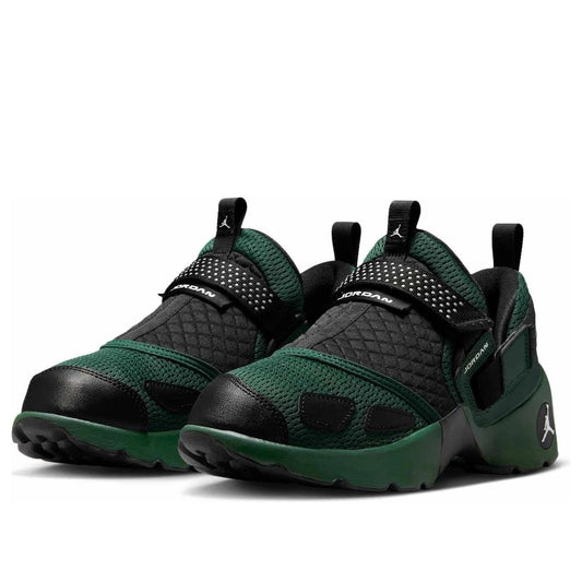 Jordan Trunner LX Fir (Women's) HQ2164-300