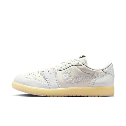 Jordan 1 Retro Low OG 
Rabbit Floral Swoosh